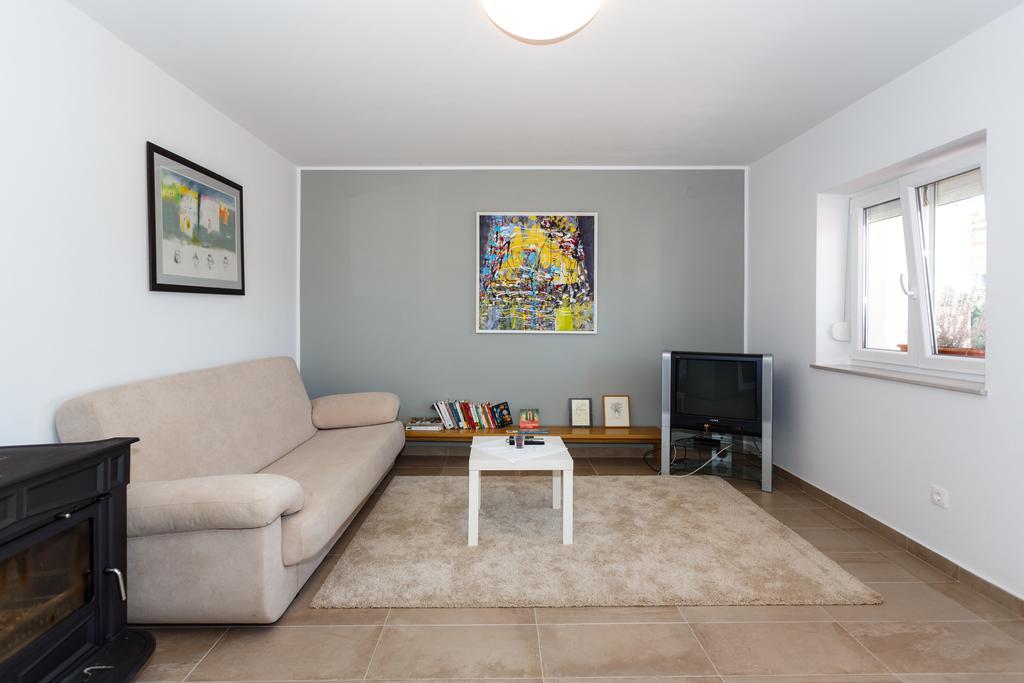 Villa Mirela Apartment ヴルブニク エクステリア 写真