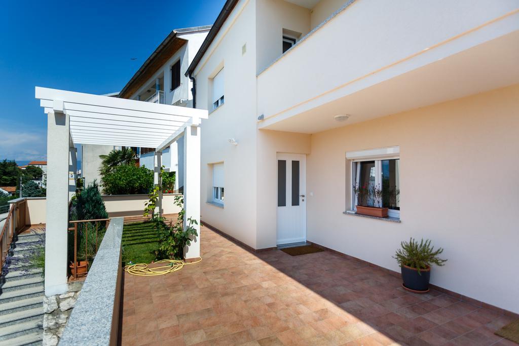 Villa Mirela Apartment ヴルブニク エクステリア 写真